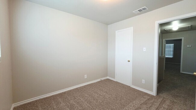 Building Photo - The Gardens at Summit 3 Bedroom Townhome