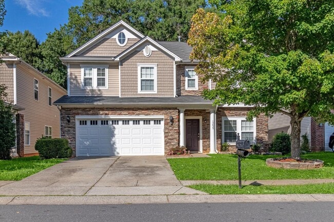 Primary Photo - 15635 Normans Landing Dr