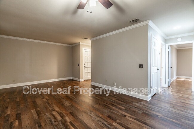 Building Photo - 165 W Rampart Dr