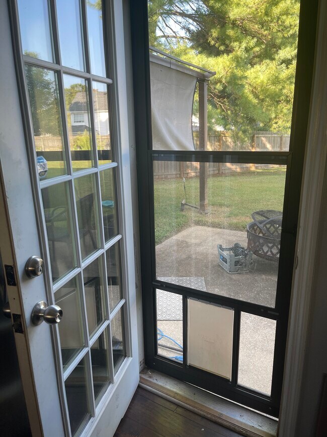 doggy door - 4004 Arnst Way