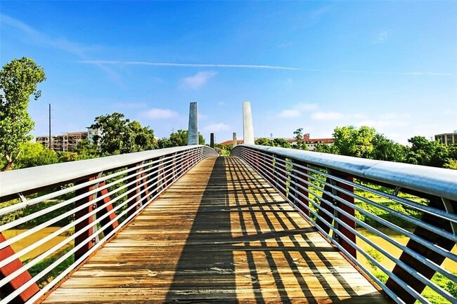 Building Photo - 1522 Dunlavy St