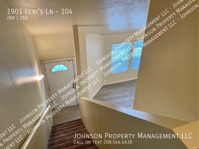 Building Photo - 1901 Lexi's Ln