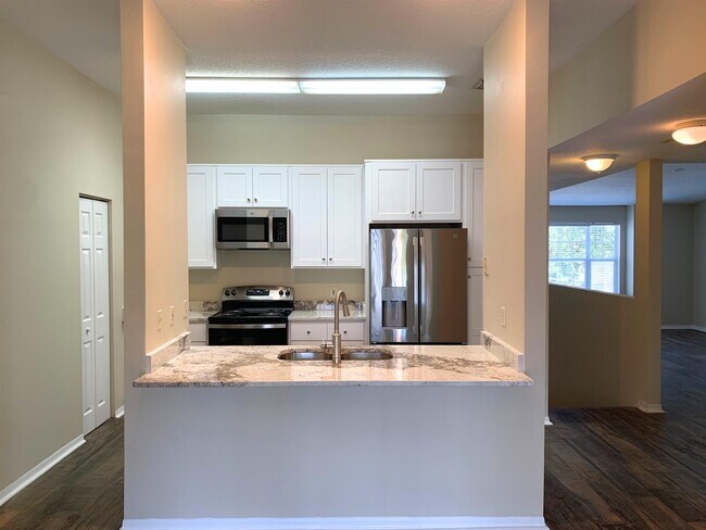 Building Photo - 19207 Harbour Vista Cir