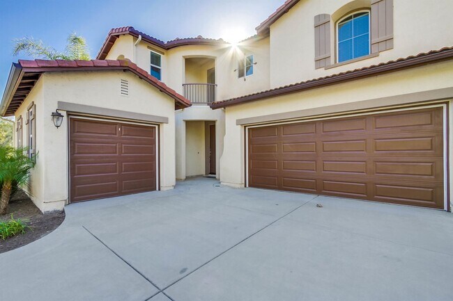 Building Photo - 1059 Vista Pointe Blvd