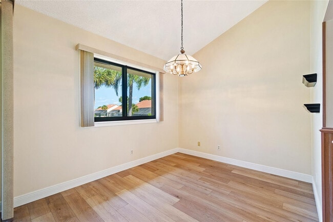 Building Photo - 302 Sea Oats Dr