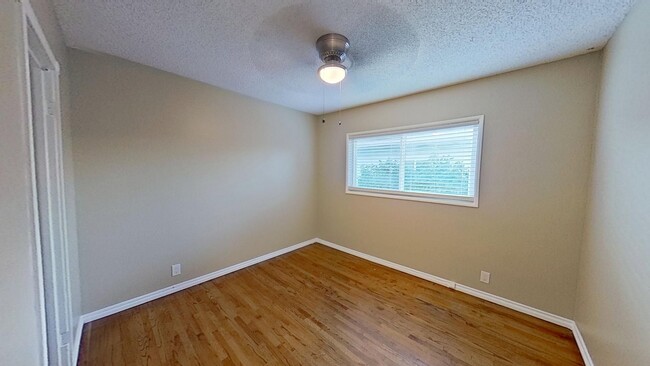 Building Photo - Lovely 3 Bed 1.5 Bath House in Whittier!