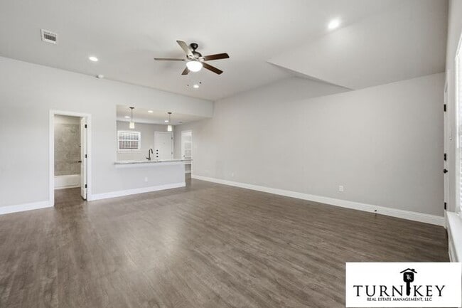 Building Photo - Life is Better by the Lake Gorgeous 3-Bedroom Duplexes in Azle