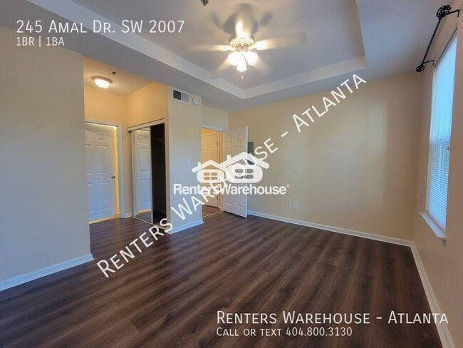 Building Photo - 245 Amal Dr SW