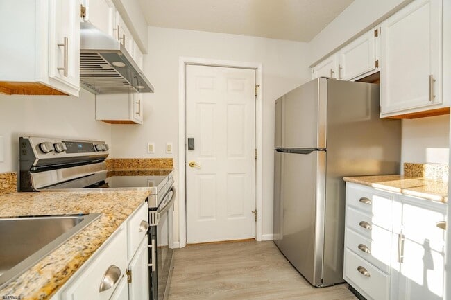 Building Photo - 19 Clipper Ct