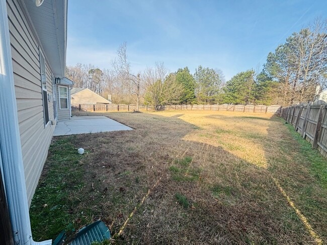 Building Photo - 607 McDowell Ln