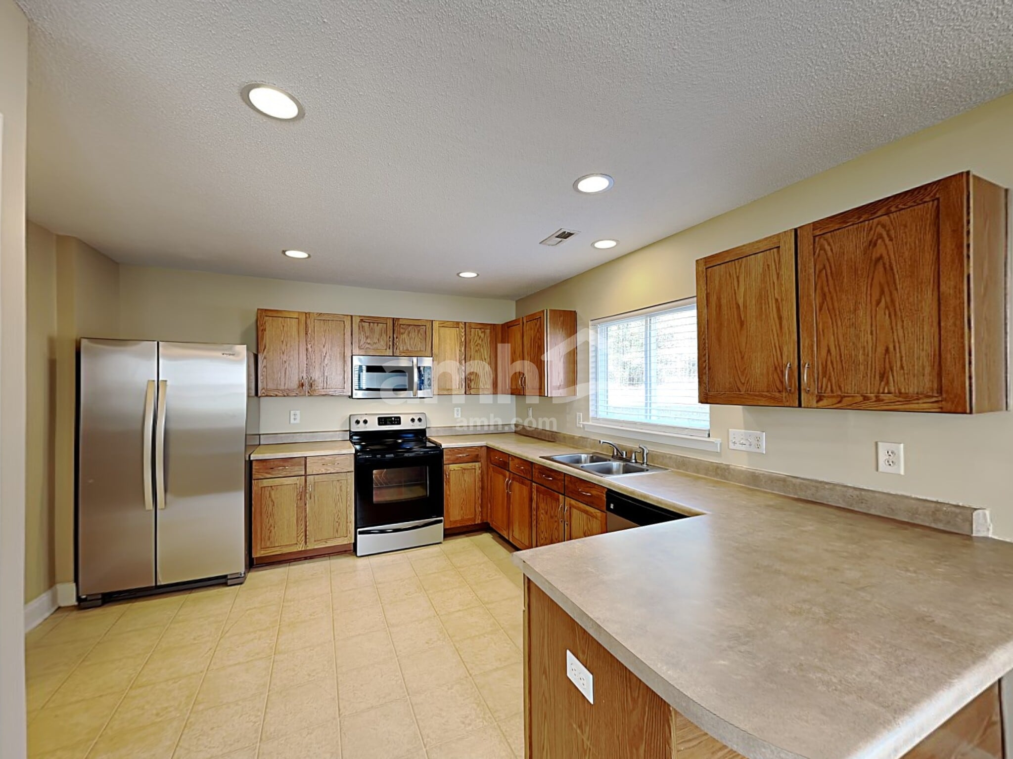 Building Photo - 6017 Namozine Ct