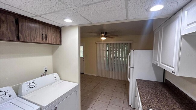 Building Photo - 231 Amherst Ave