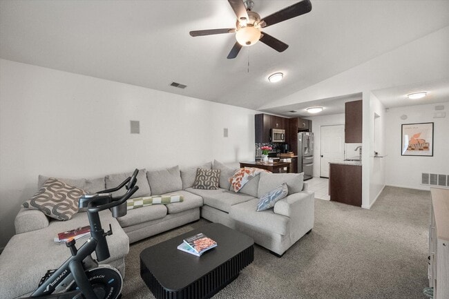 Building Photo - Check out this beautiful home on Baygarden