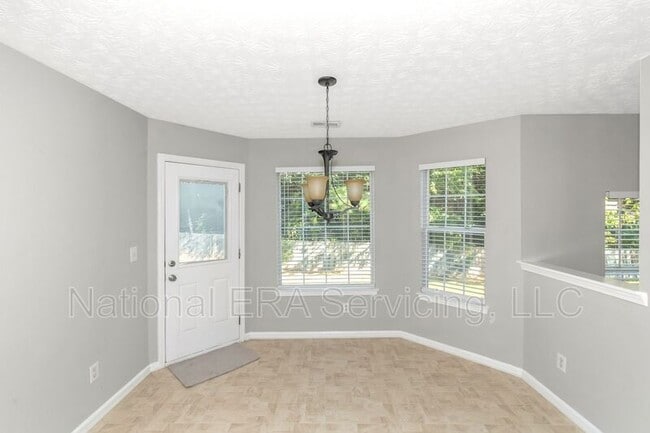 Building Photo - 420 Harvick Cir