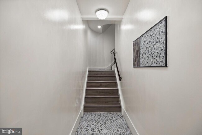 Building Photo - 42 S 19th St