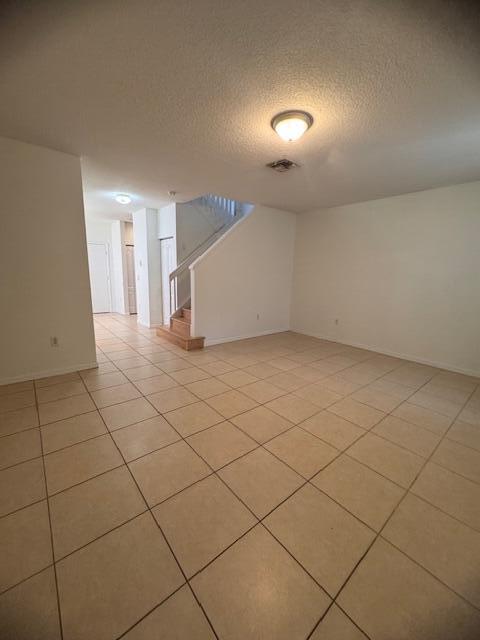 Building Photo - 2161 SE Fern Park Dr
