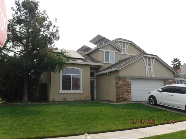 Primary Photo - 1736 Cobblestone Dr