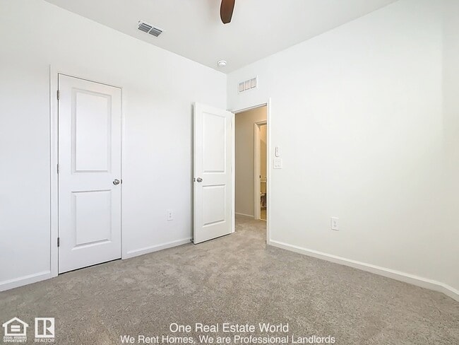 Building Photo - 2971 Maloof Dr