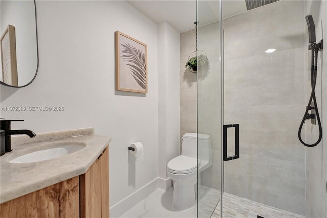 Building Photo - 9901 SW 79th Ave