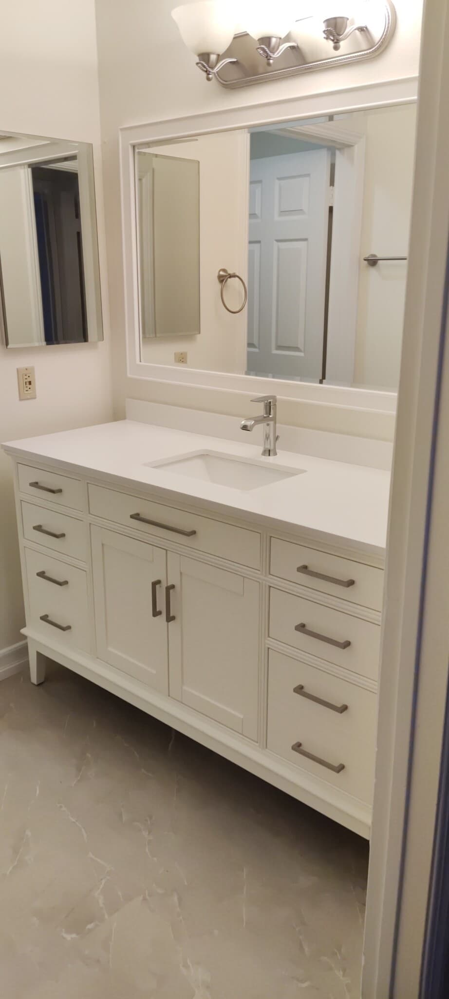 Another bathroom vanity - 4430 Noble Ave