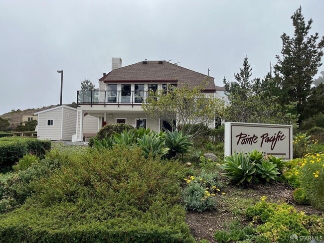 Building Photo - 523 Green Ridge Dr