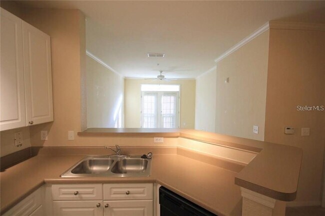 Building Photo - 4221 W Spruce St