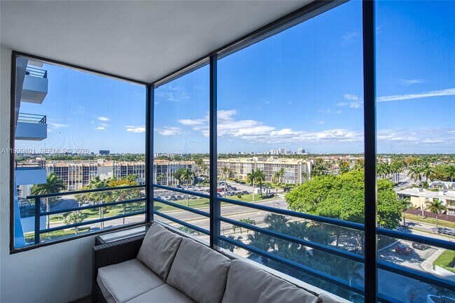 Building Photo - 600 Three Islands Boulevard