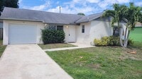 Building Photo - 135 Village Cir