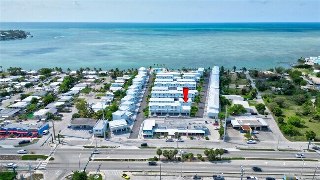 Building Photo - 10877 Overseas Hwy