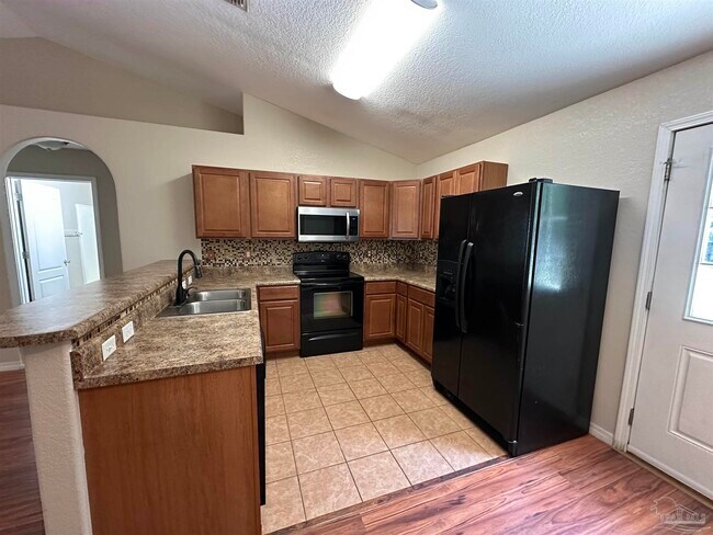 Building Photo - 6854 Sage Brush Ln