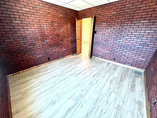 Building Photo - 1501 Merchant St