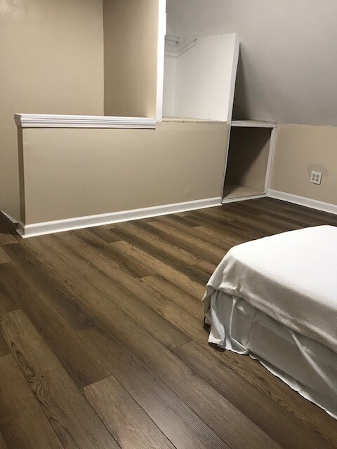3rd Flr Bed Rm - 13310 S Brandon Ave