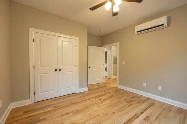 Building Photo - 213 Old Towne Rd