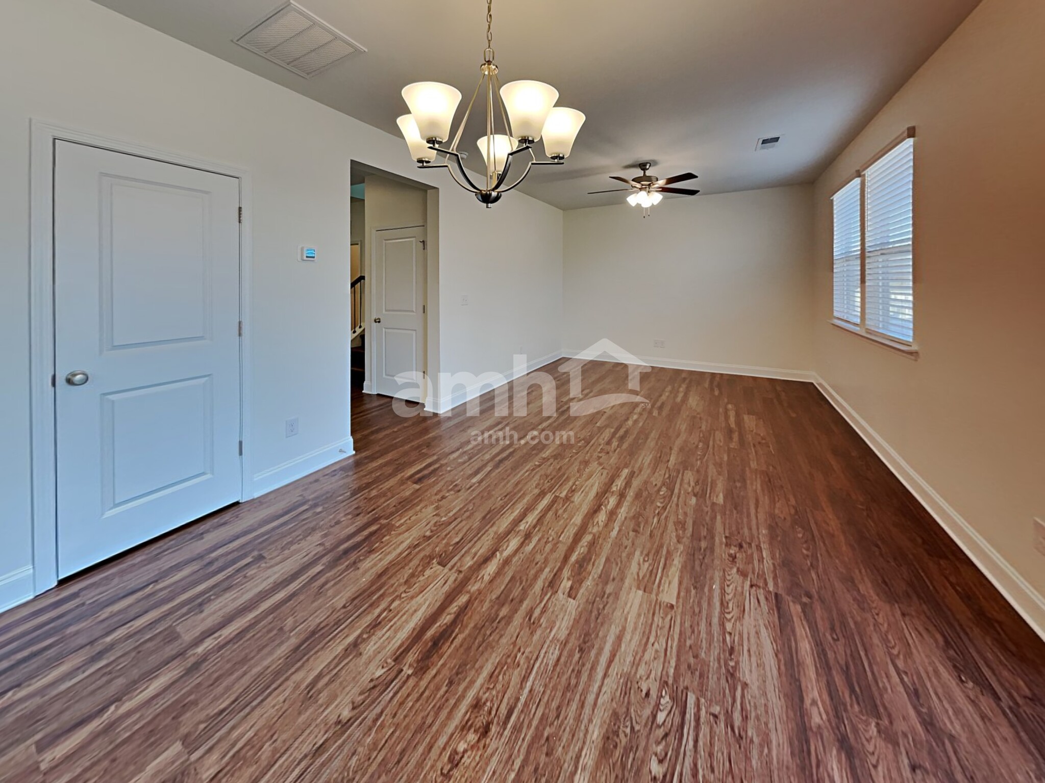 Building Photo - 156 Larragan Dr