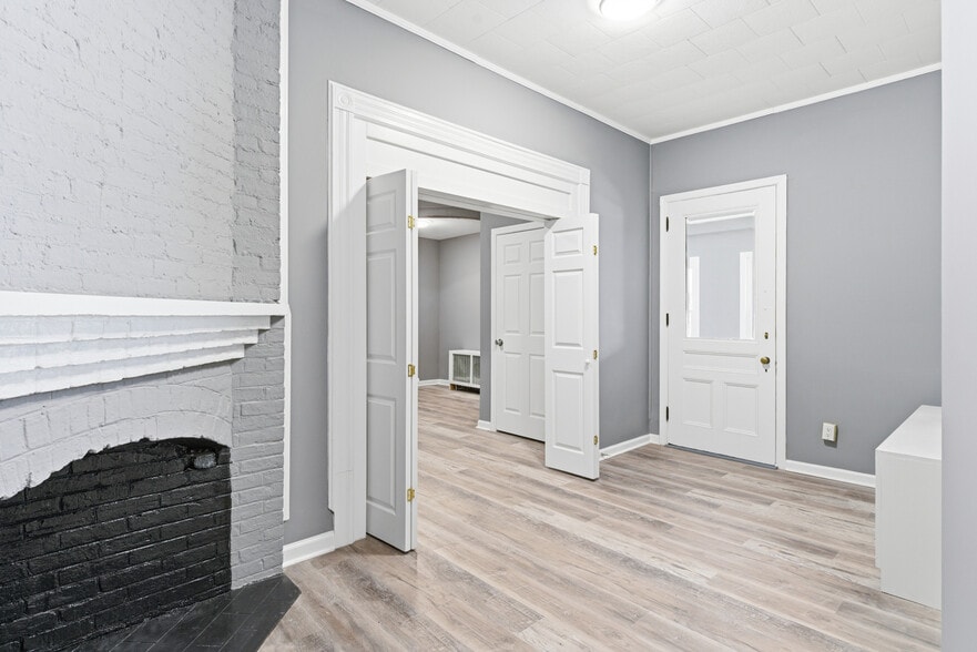 Building Photo - 20 McGregor Ave