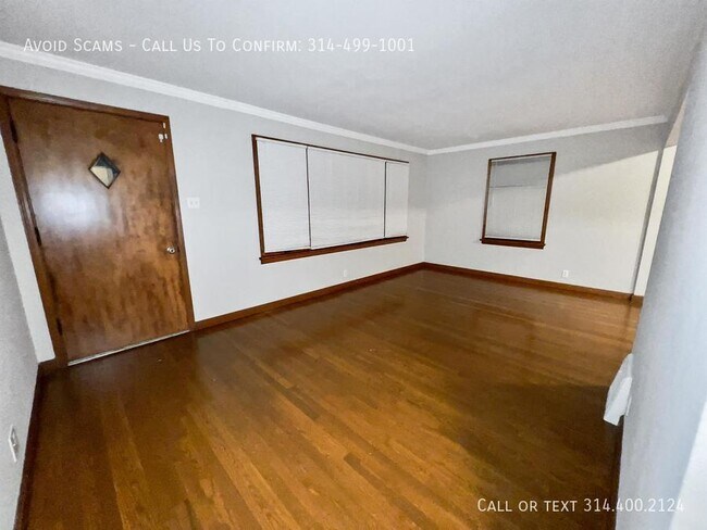 Building Photo - 1500 Comet Dr