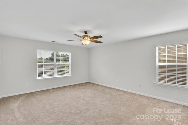 Building Photo - 3024 Kirkwall Ln