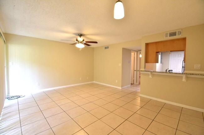 Building Photo - Very Nice cozy 1bd 1ba Condo in Altamonte ...