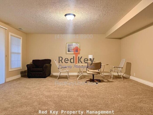 Building Photo - 739 Elk Meadow Loop