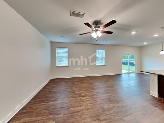 Building Photo - 893 Headland Wy
