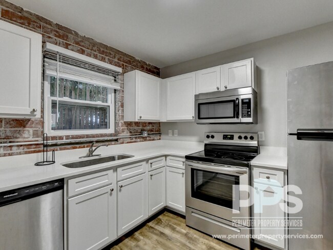 Building Photo - 235 Lampkin St NE