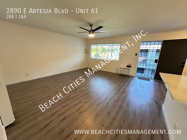 Building Photo - Remodeled 2 Bedroom, 1 Bath with 1 Parking...