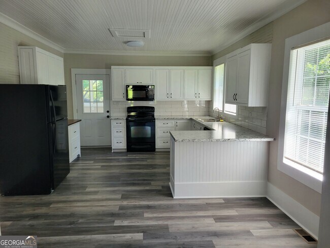 Building Photo - 59 Harber St