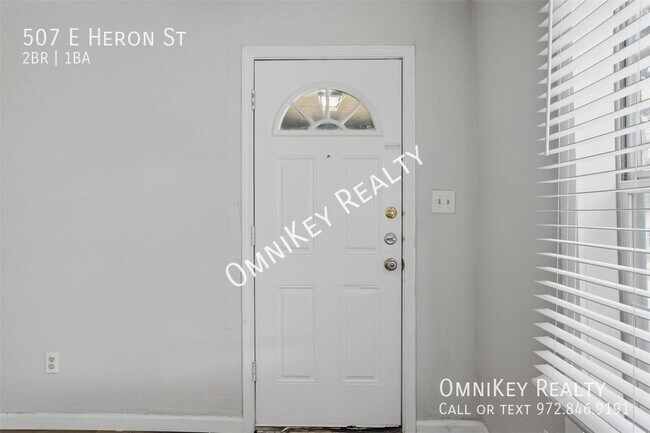 Building Photo - 507 E Heron St