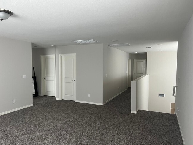 Building Photo - Beautiful 4 Bedroom Home in Aliante Community