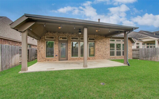 Building Photo - 3814 Trophy Ridge