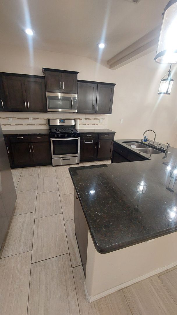 Building Photo - Backyard Oasis!!!  Beautiful 4 bedroom 2.5 bathroom 2 story home on corner lot!