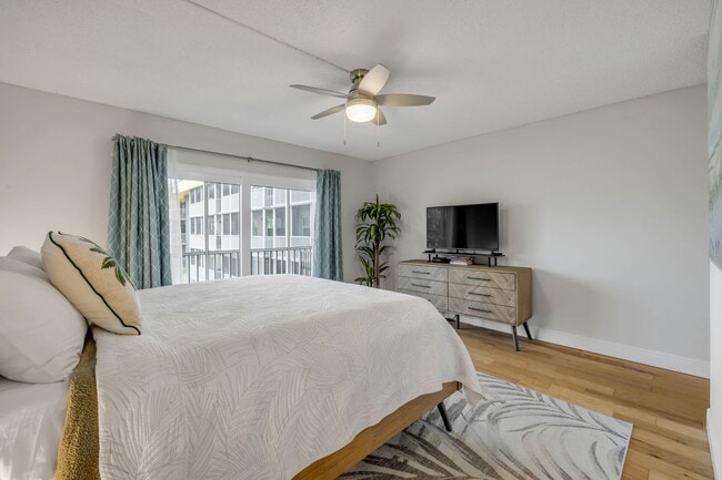 Building Photo - New Smyrna Fully Furnished 2BD/2BA Beach Condo in Waterfront Community!