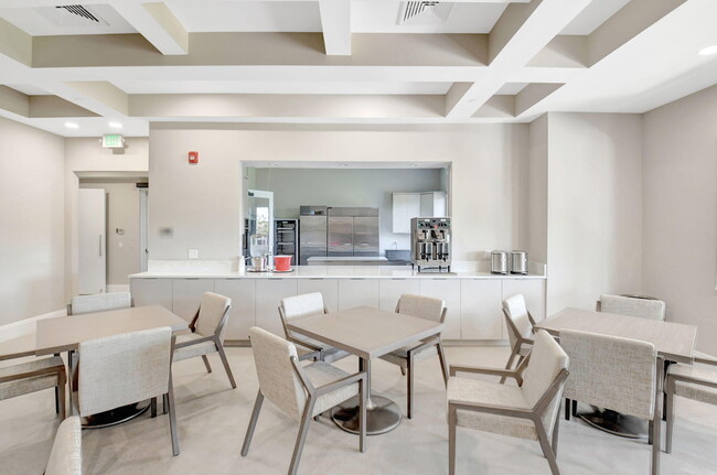 Building Photo - 11287 Vivero Ave
