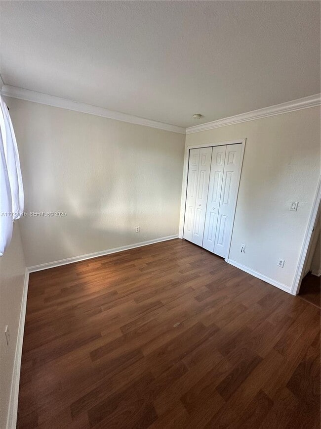 Building Photo - 2704 SE 15th Pl